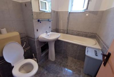 Apartament cu 3 camere semidecomandat în Central - 5