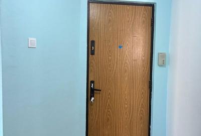 Apartament cu 2 camere decomandat în Tractorul - 5