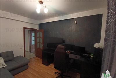 Duplex cu 4 camere cu Canalizare în Central - 17