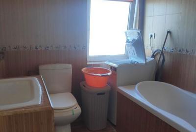 Apartament cu 3 camere decomandat în Ghiroda - 2