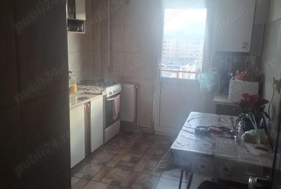 Apartament cu 3 camere decomandat în Centrul Civic - 1