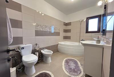 Duplex cu 4 camere cu Canalizare în Popas Păcurari - 8