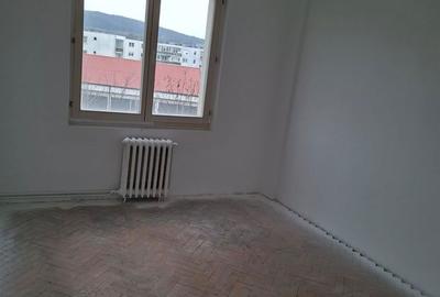Apartament cu 3 camere decomandat în Unirii - 2