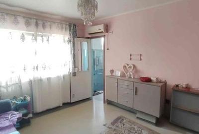 Garsonieră în Nicolina