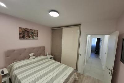 Apartament cu 3 camere decomandat în Doina - 11