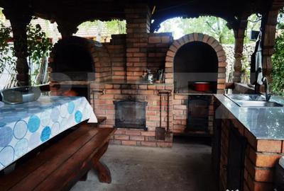 Casă cu 5 camere cu Teren 1900 Mp în Dâmbovița - 8