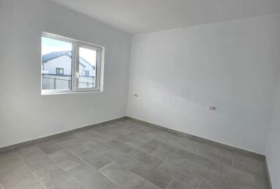 Casă cu 3 camere cu Teren 400 Mp în Hemeiuș - 4
