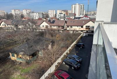 Apartament cu 3 camere decomandat în Apărătorii Patriei - 18