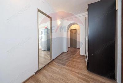 Apartament spatios cu 2 camere de vanzare - 3