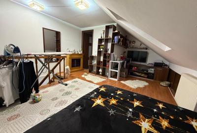 Apartament cu 3 camere semidecomandat în Berceni - 9