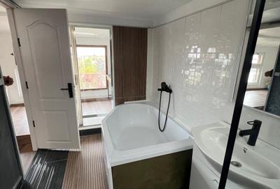 Apartament 4 camere - 3 bai - Jolie Ville - Parcare inclusa - Comision 0 - 8