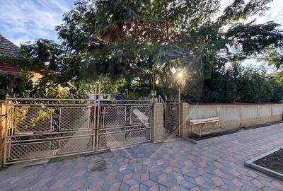 Casa / Vila cu 6 camere de vanzare in zona Sud Casa / Vila cu 6 camere de vanzare in zona Sud - 1