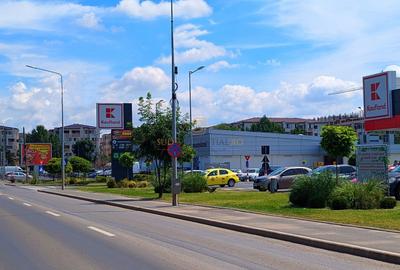 Apartament cu 3 camere decomandat în Berceni - 20