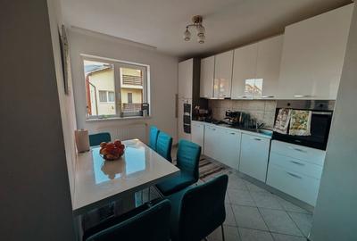 Apartament cu 3 camere decomandat în Sânpetru - 2