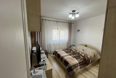 Apartament cu 2 camere decomandat în Câlnic - 3
