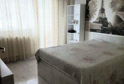 Apartament cu 3 camere decomandat în Orizont - 2