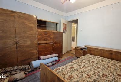 Apartament cu 3 camere decomandat în Dacia