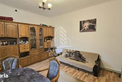 Casă cu 7 camere cu Canalizare în Elisabetin - 6