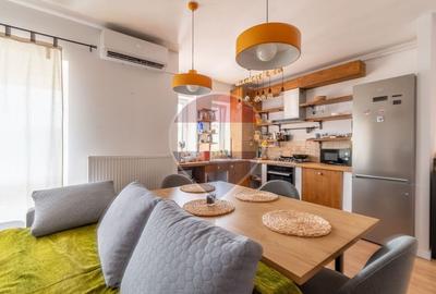 Apartament cu 2 camere semidecomandat, mobilat în Borhanci