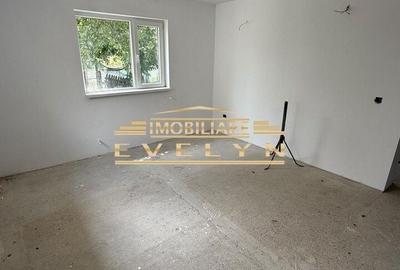 Casă cu 3 camere decomandat cu Teren 509 Mp în Central