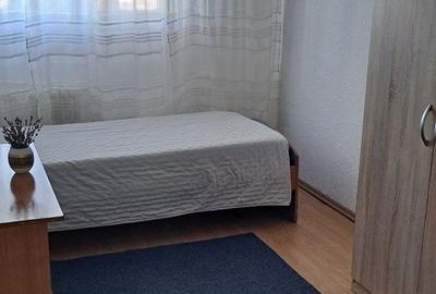 Apartament cu 3 camere decomandat în Mărgeanului - 4