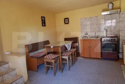 Casă cu 3 camere cu Canalizare în Central - 11