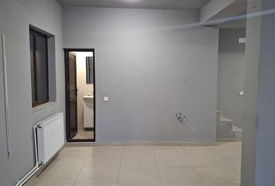 Spațiu comercial, de 70 mp, în Central