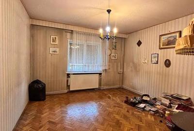 Apartament cu 3 camere decomandat în Central - 5