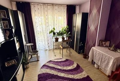 Apartament cu 3 camere decomandat în Alfa - 2