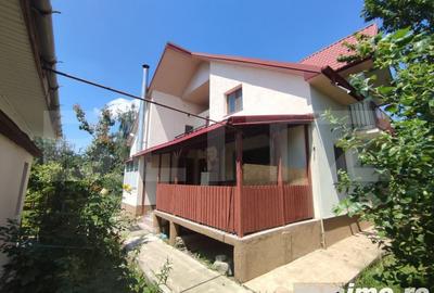 Casă cu 8 camere cu Teren 992 Mp în Cătămărești - 13