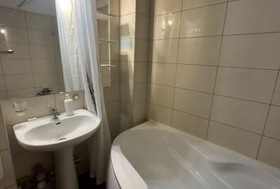 Garsoniera ultracentrala, mob., etaj 7, bloc solid, termoizolat, langa  Cismigiu - 14