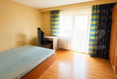 Apartament cu 3 camere decomandat, mobilat în Mărăști