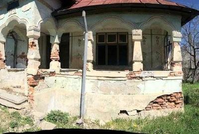 Casă cu 2 camere în Est - 1