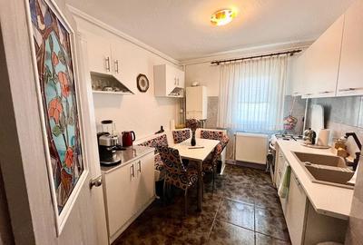 Apartament cu 3 camere decomandat în Mioriței - 6