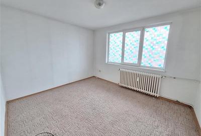 Apartament cu 2 camere decomandat în Orizont - 2