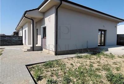 Duplex individual - spatios - canalizare - personalizare interioara - mansardabi - 10