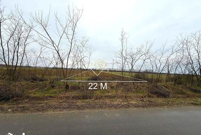 Teren de 4300 mp, în Odoreu