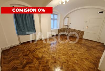 Garsonieră nedecomandată, mobilată în Central - 1