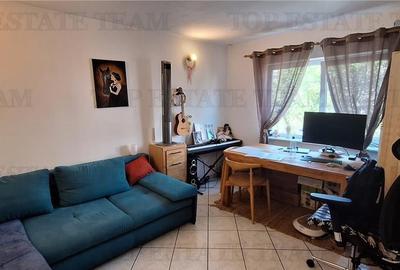 Apartament 3 camere zona Casa de Cultura