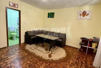 Casă cu 4 camere cu Teren 640 Mp în Vințu de Jos