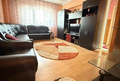 Apartament cu 4 camere semidecomandat în Central - 2
