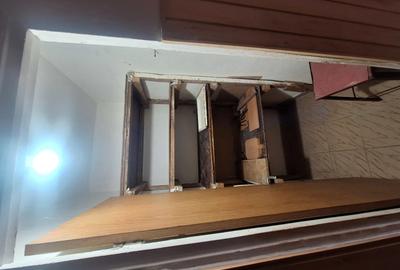 Apartament cu 3 camere decomandat în Inel II