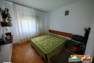Apartament cu 4 camere semidecomandat în Micro 39 - 1