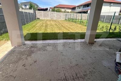 Casă cu 5 camere cu Teren 750 Mp în Dumbrăvița