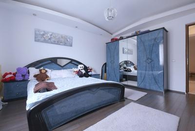 Dobroesti, Str. Doinei, vila P+E+M superba, 6 camere si 3 bai cu finisaje LUX - 9