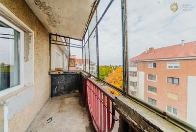 Apartament cu 3 camere decomandat, mobilat în Alfa