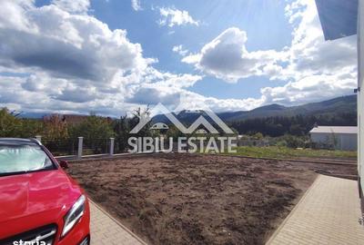 Casă cu 5 camere cu Teren 600 Mp în Sadu - 8