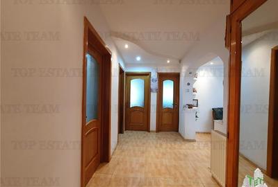 Casă individuală cu 6 camere cu Canalizare în Coiciu - 1