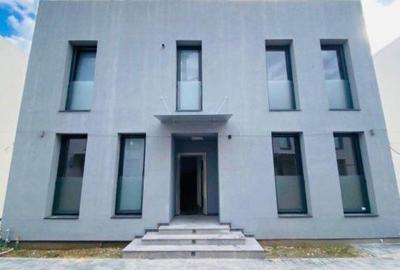 Casă cu 5 camere cu Teren 170 Mp în Central