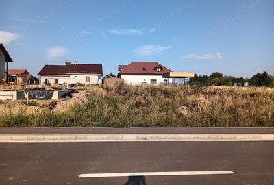 Teren de 600 mp, în Central - 7